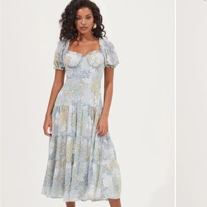 ASTR the Label Floral Sweetheart Puff Sleeve Midi Dress
